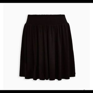 BLACK SUPER SOFT SMOCK WAIST SKATER SKIRT